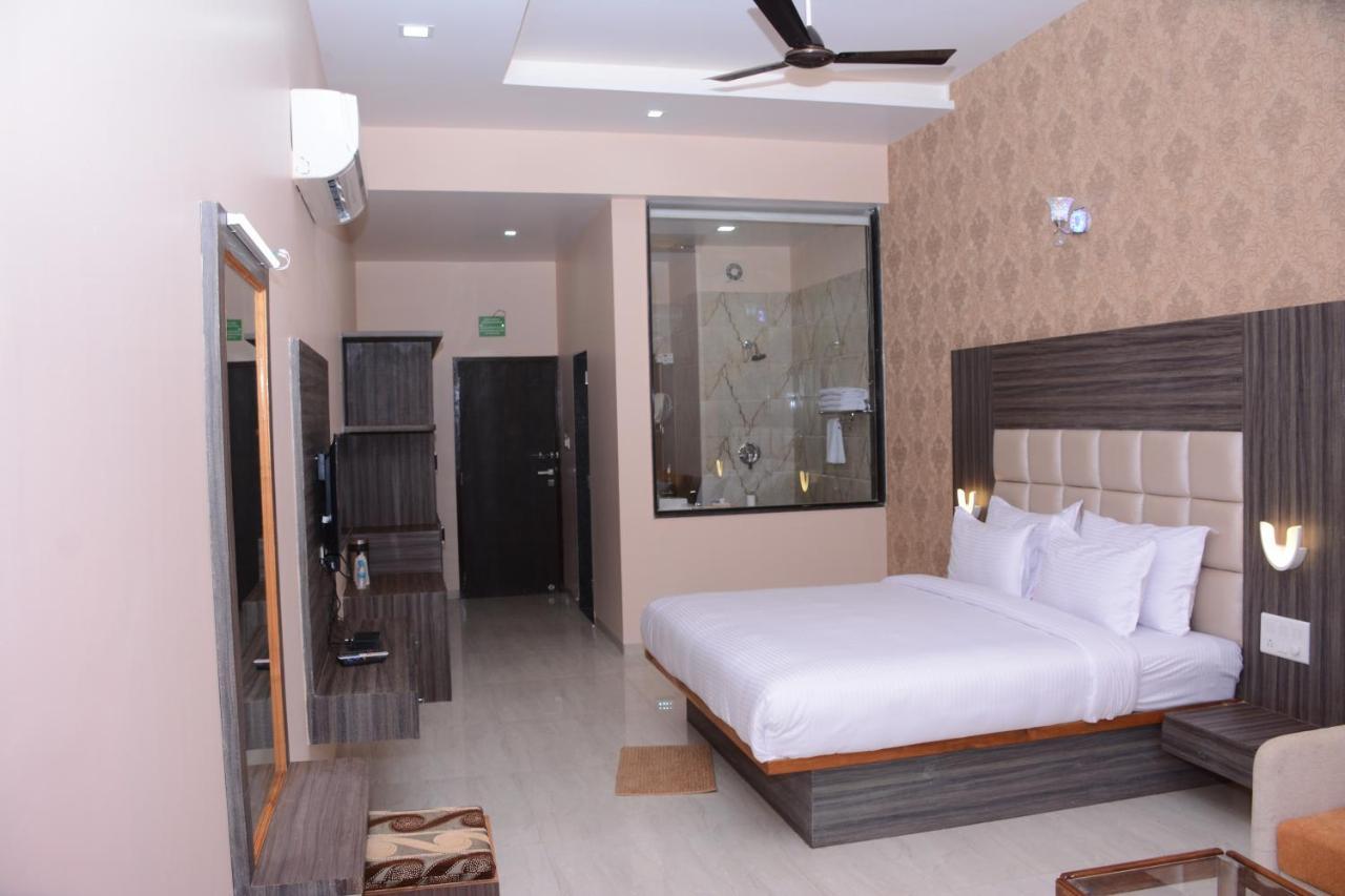 Ratnaa Resort Khamshet Eksteriør bilde
