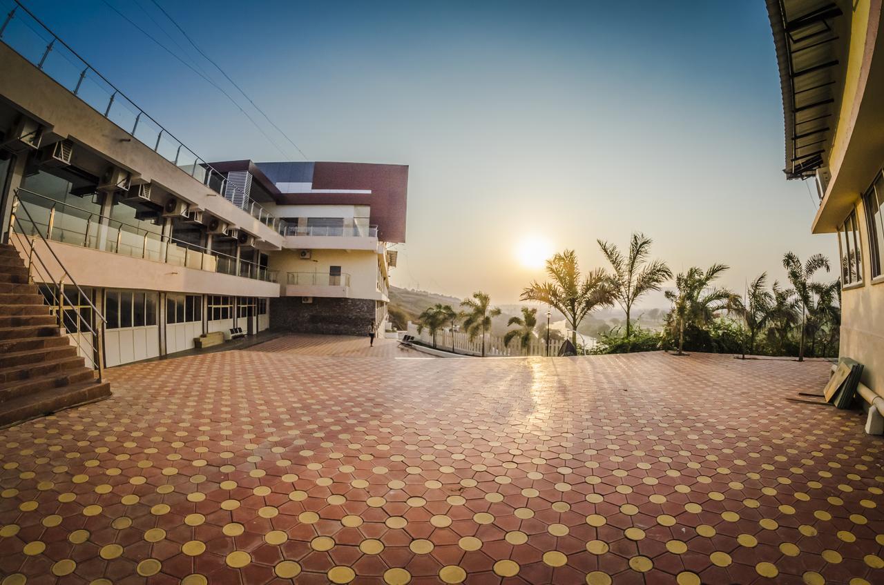 Ratnaa Resort Khamshet Eksteriør bilde